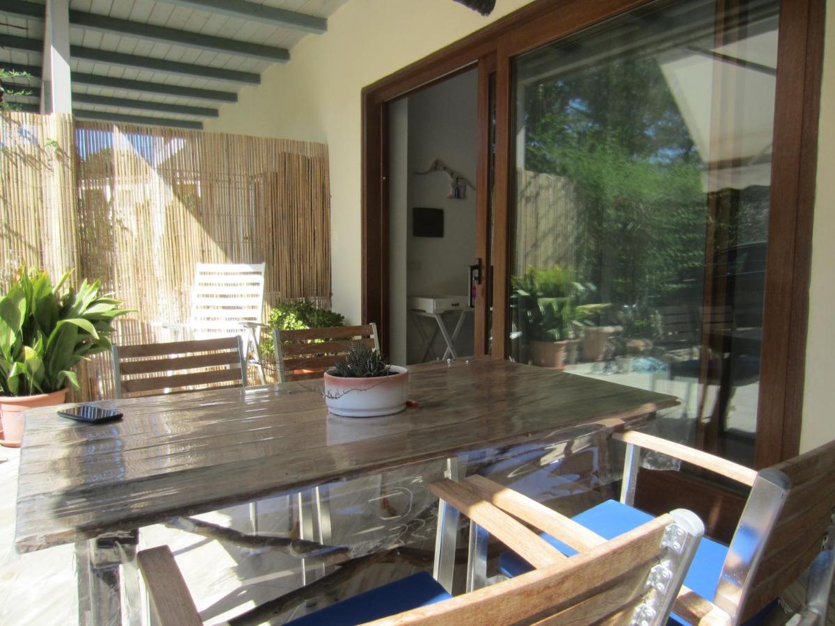 Monolocale San Pantaleo Appartement Buitenkant foto