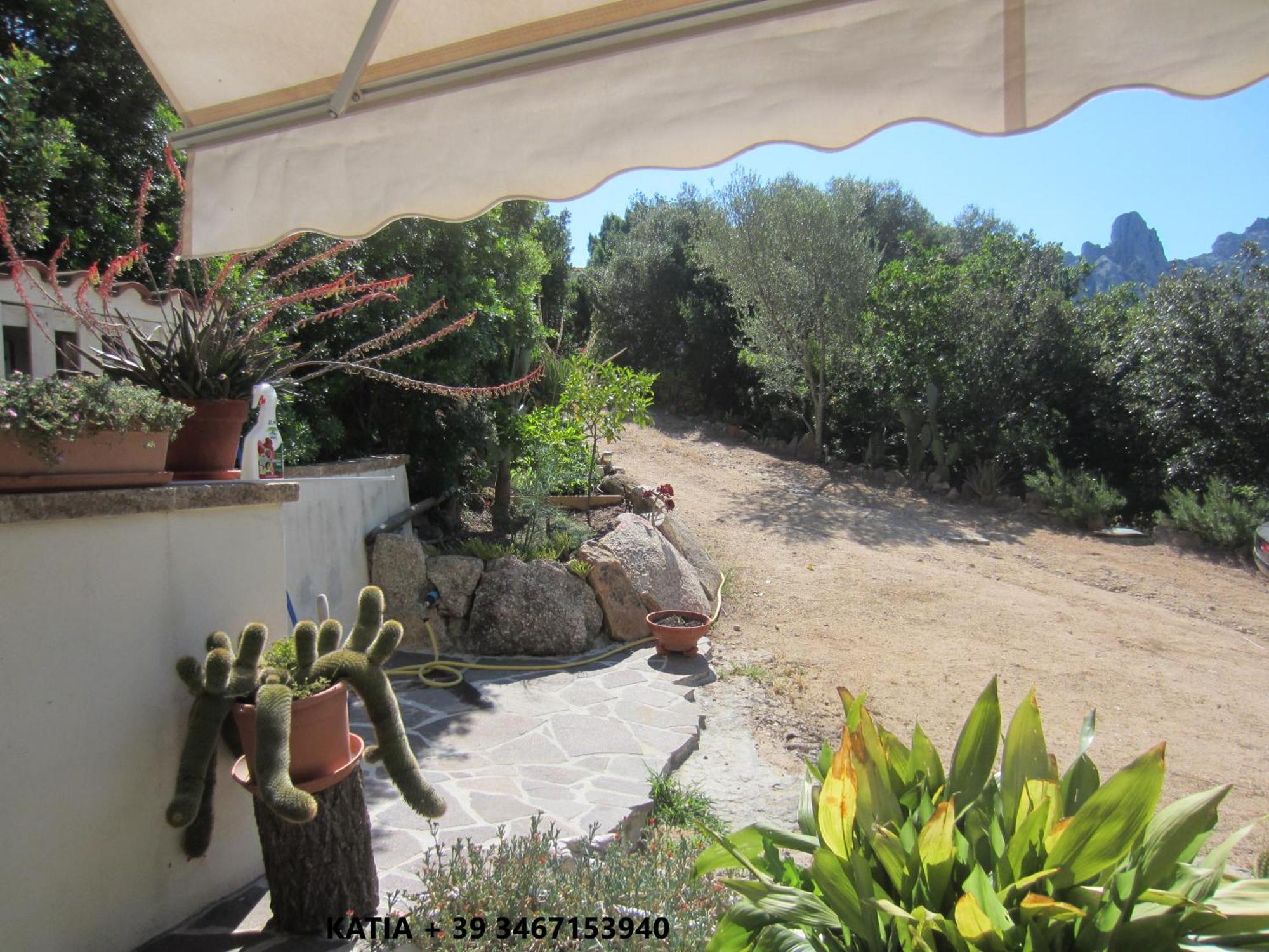 Monolocale San Pantaleo Appartement Buitenkant foto
